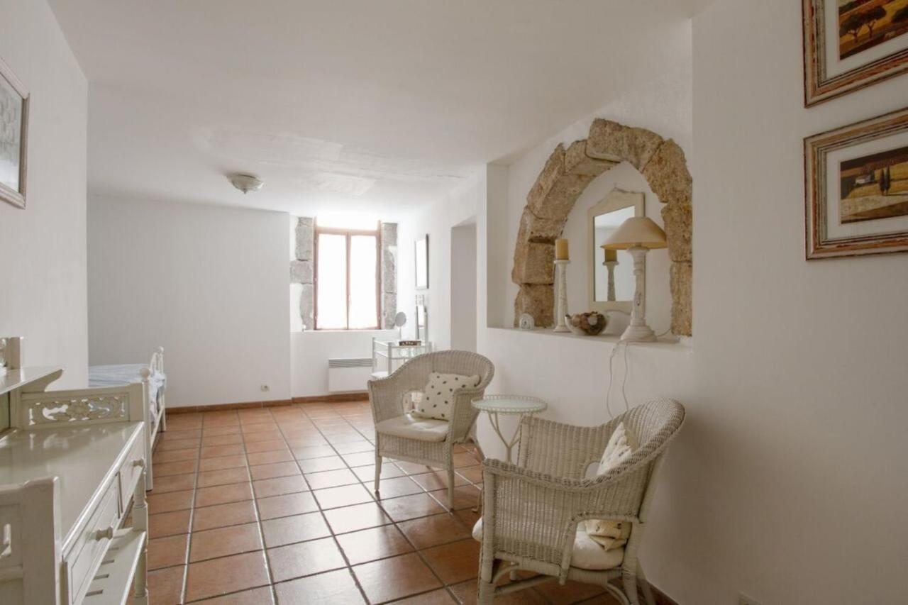 Charming And Quaint 2-Bed House In Marseillan Villa Exterior photo